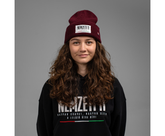 NEMZETI 11 TÉLI SAPKA (BORDÓ)