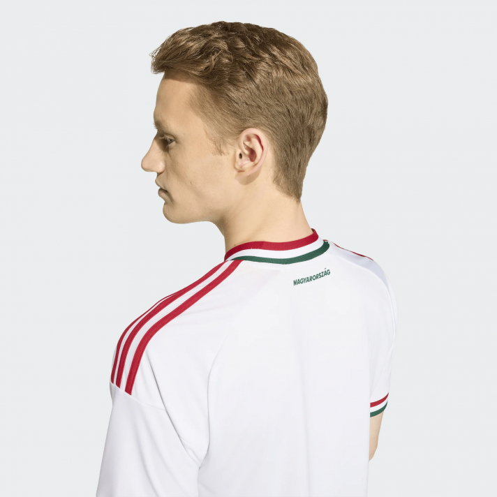 MAGYAR VÁLOGATOTT HIVATALOS VENDÉG MEZ (2026)