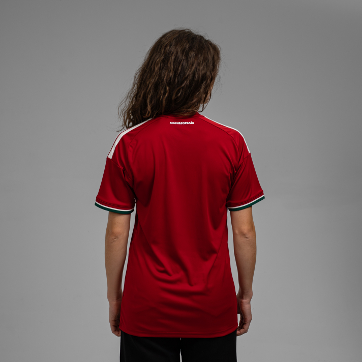 MAGYAR VÁLOGATOTT HIVATALOS HAZAI MEZ (NŐI, 2026)