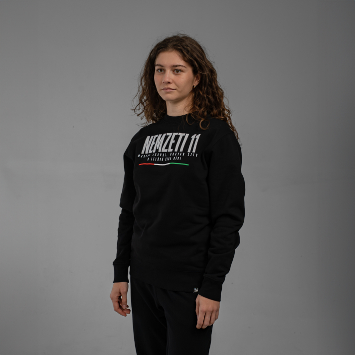 NEMZETI 11 KÖRNYAKÚ PULÓVER (FEKETE)