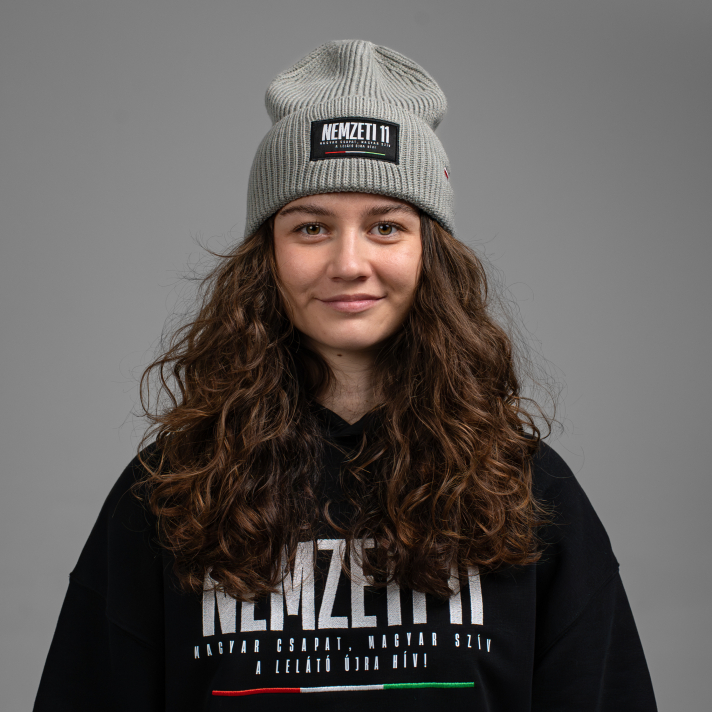 NEMZETI 11 TÉLI SAPKA (SZÜRKE)
